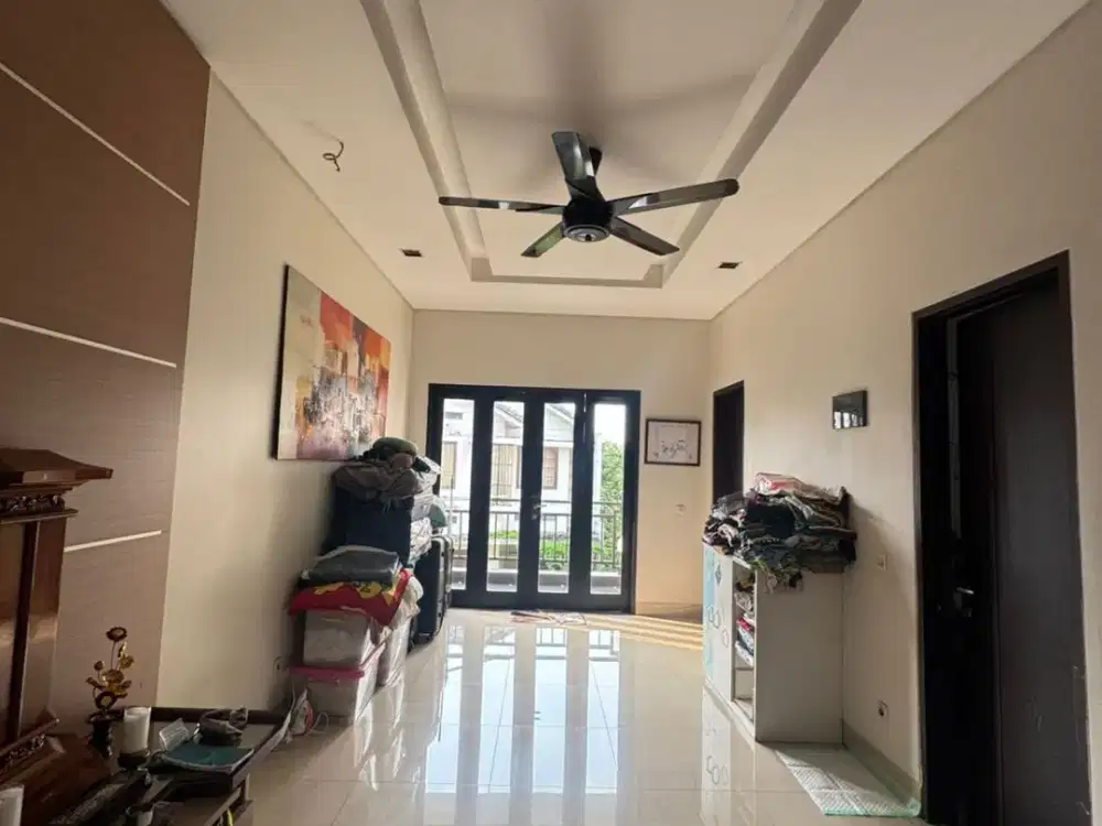 DIJUAL Rumah modern Taman Osaka  Rumah 2 lantai
