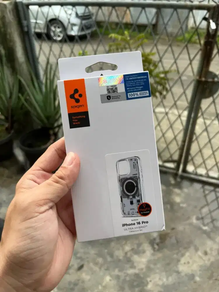 Case Spigen iPhone 16 Pro NEW