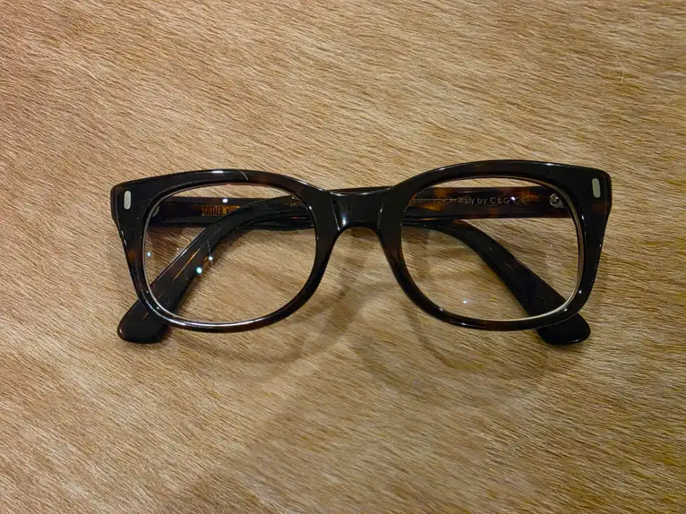 Cutler and Gross glasses (Kaca mata)