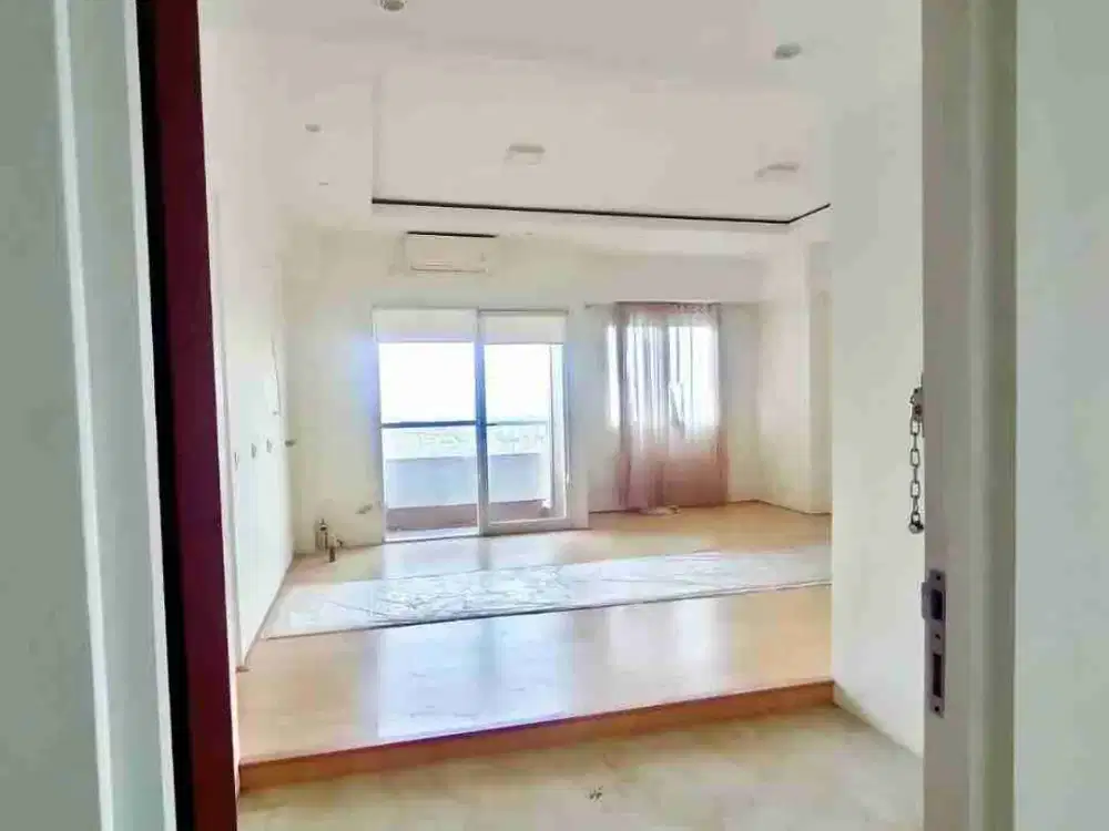 Dijual Apartemen 3 BR Puncak Dharmahusada