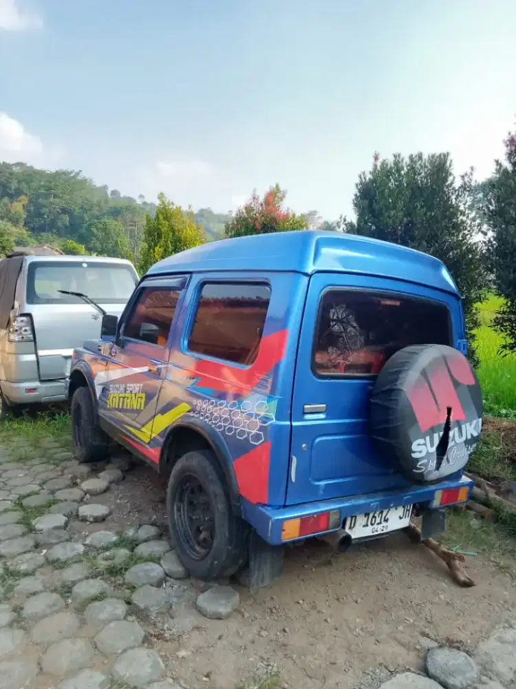 Dijual cepat Suzuki Katana 1.0 MT Tahun 1990