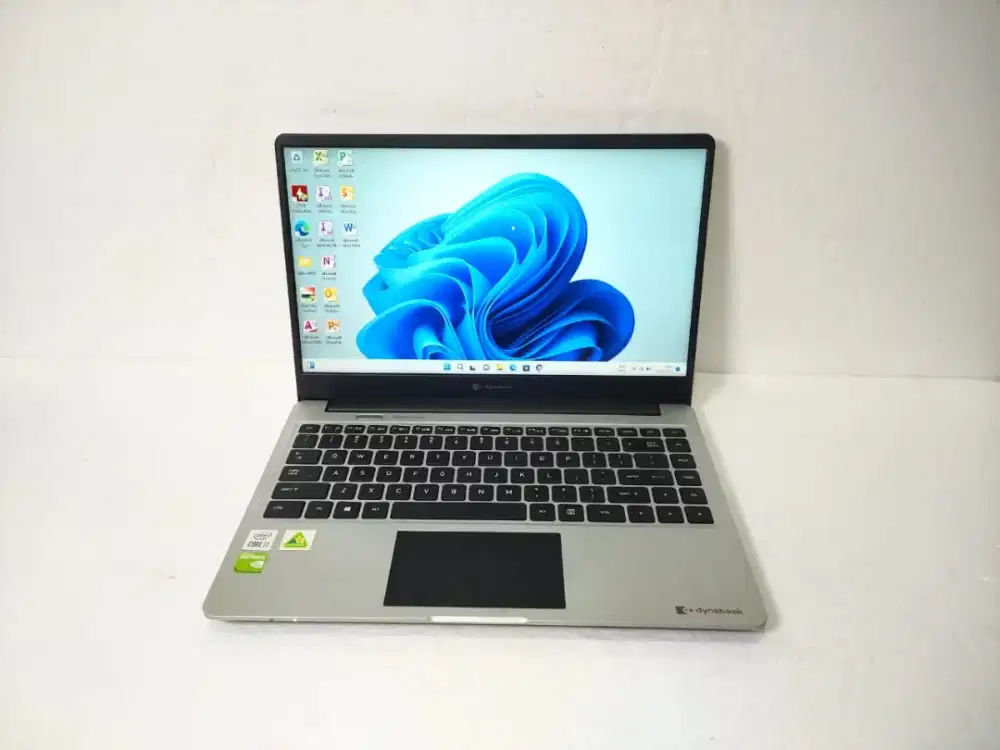 A1025 Laptop Toshiba Dynabook Satelite pro L40-G Ram 8gb SSD 512gb i7