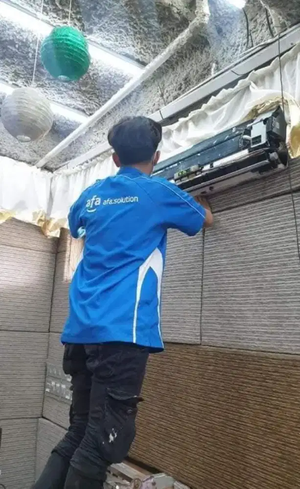 Service AC, bongkar pasang AC, kulkas, mesin cuci