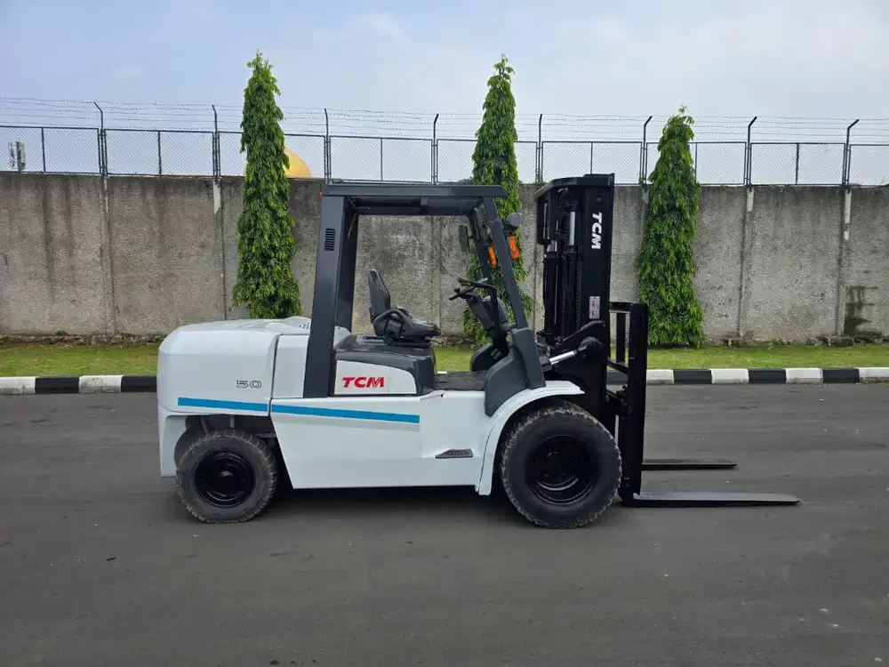 Forklift TCM 5 Ton 2019 FD50T9 Diesel (Komplit Faktur)