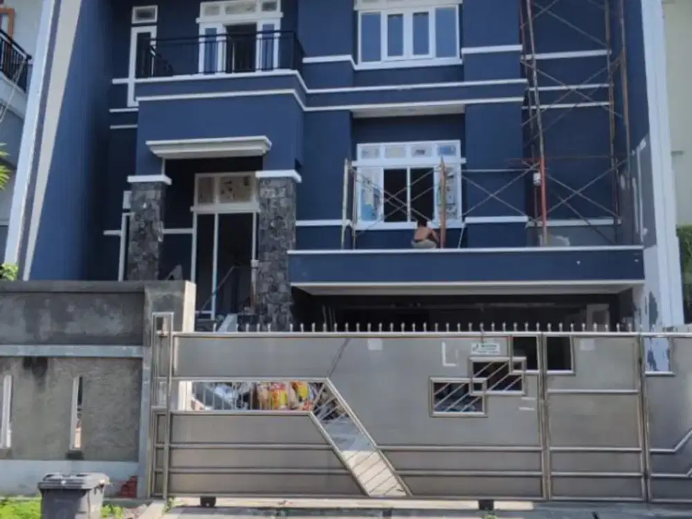 HRG MENARIK DIJUAL RUMAH GADING RESIDENCE PELANGI RAYA UKU 10X20, JLN UTAMA 3 LANTAI RAPI SIAP HUNI