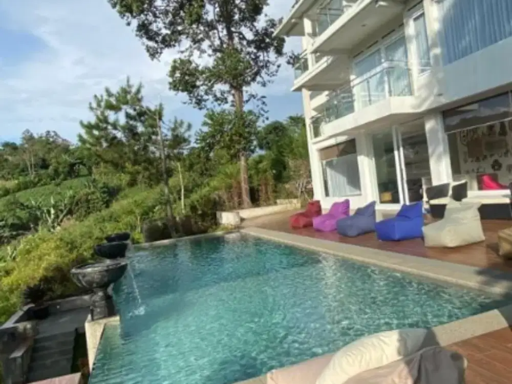 Dijual Rumah Villa sayap Dago Bandung