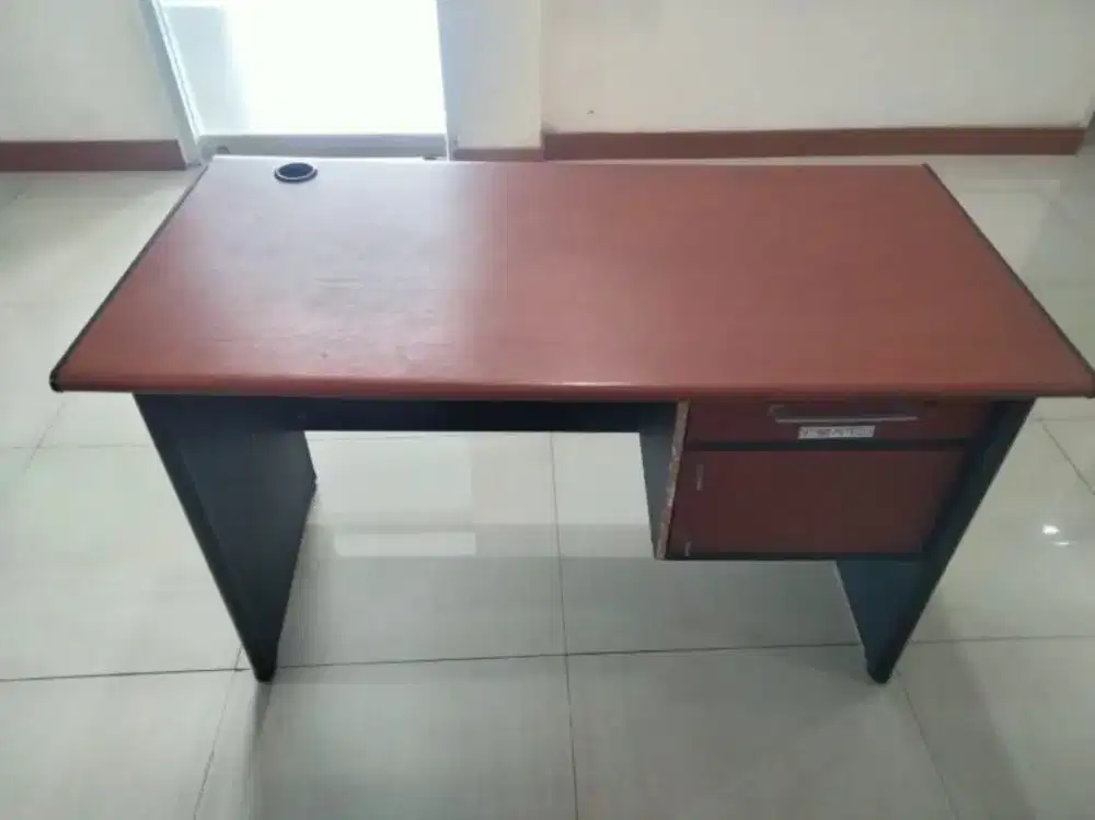 Meja kantor GALANT MTO 120