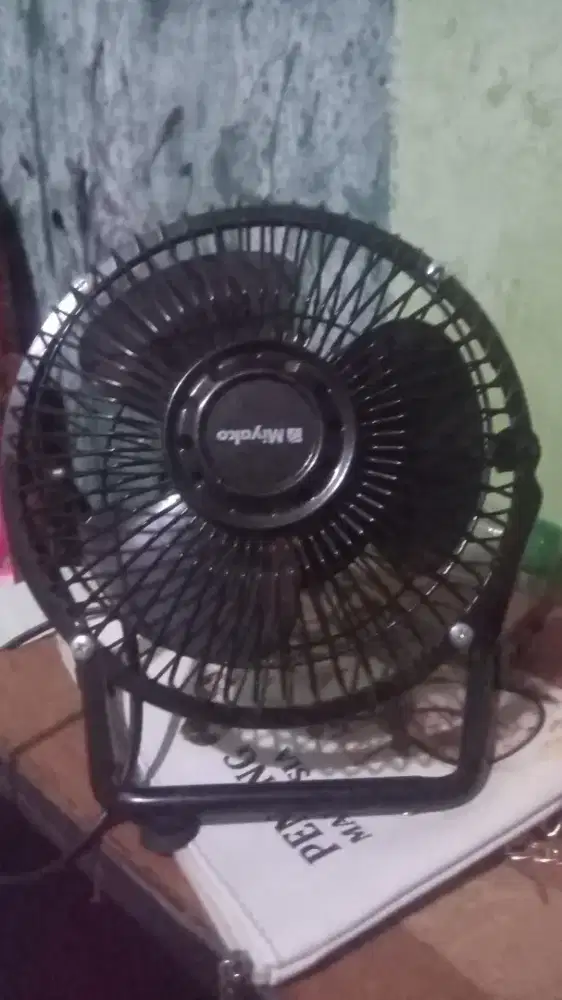 Kipas angin miyako 6 inchi