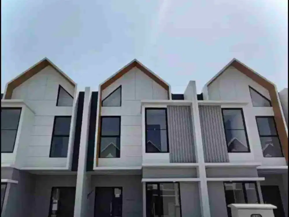 Rumah Eastern Park Sukolilo