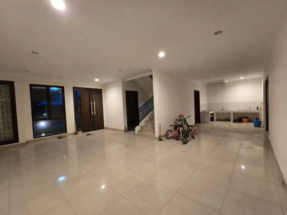 Rumah Premium Siap Pakai di Kawasan Elite Summarecon Bandung