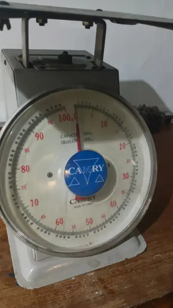 TIMBANGAN DUDUK MEKANIS CAMRY 100 KG