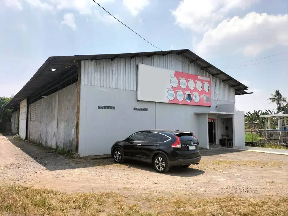 Gudang Luas dan Strategis di Jalan Wonosari