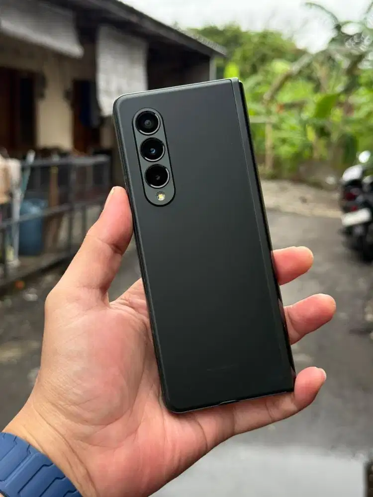 Samsung Z Fold 3 12/512GB Sein Resmi Mulus Fullset