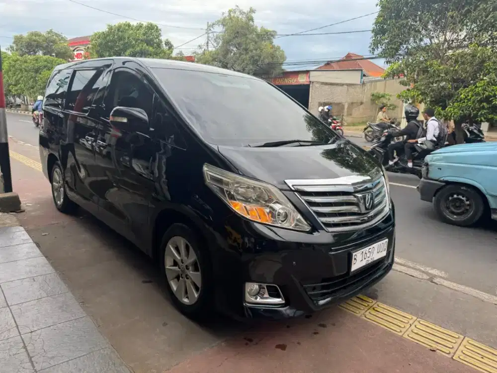 Toyota alphard 2.4 th 2012 ST Pajak on Siap pakai