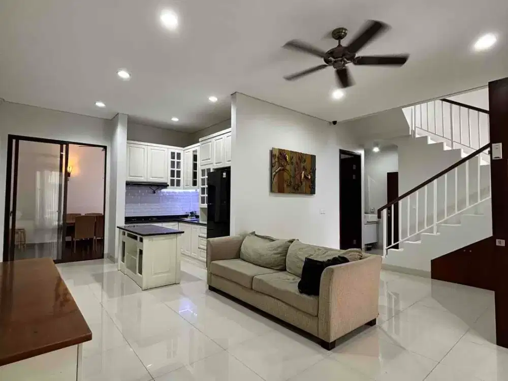 Rumah The Eminent Full Furnished dekat ICE BSD