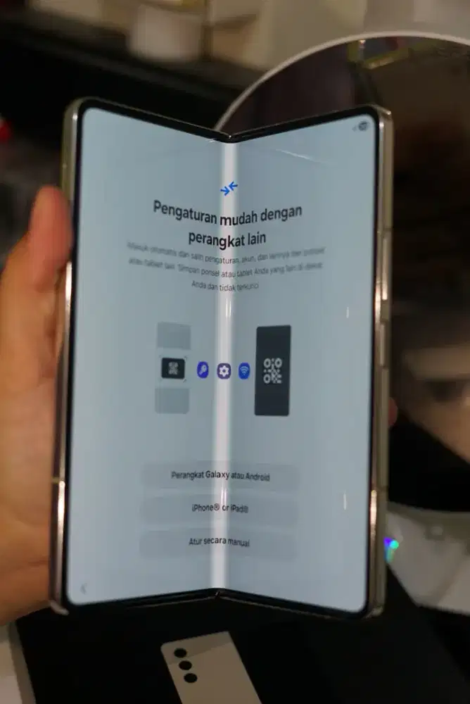 SAMSUNG GALAXY SEIN GALAXY FOLD 5 STORAGE 1024 GB