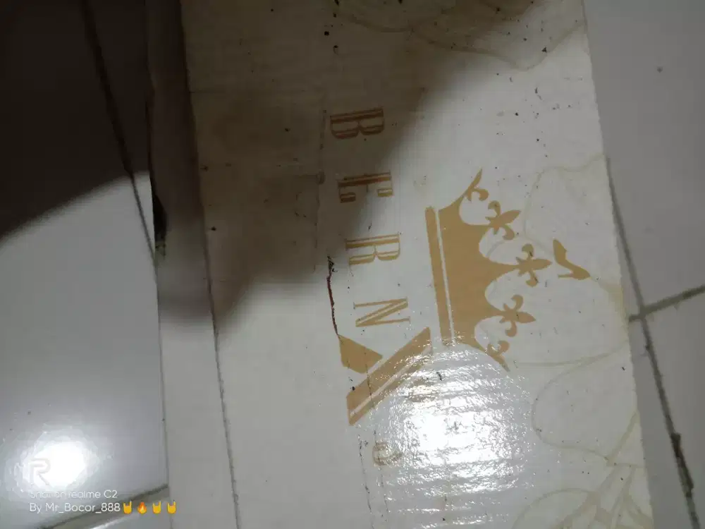 Sendal Cewe atau sendal wanita