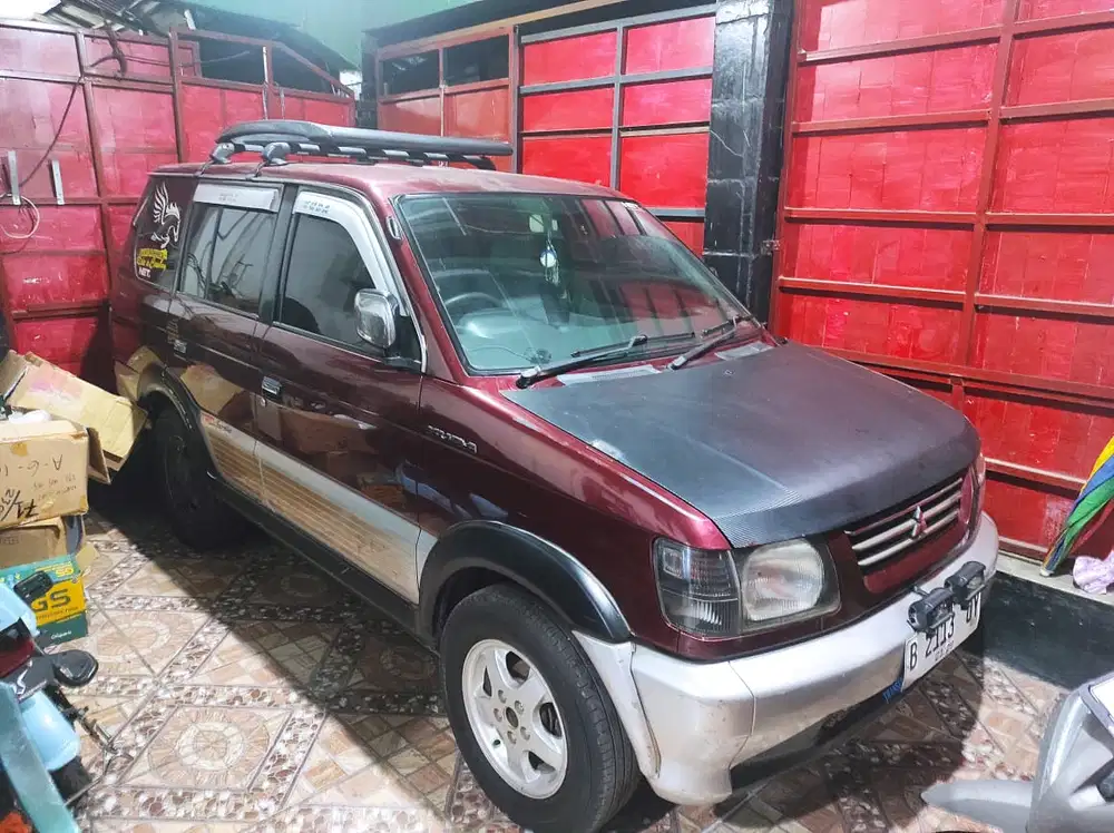 Mitsubishi Kuda 2000 Bensin