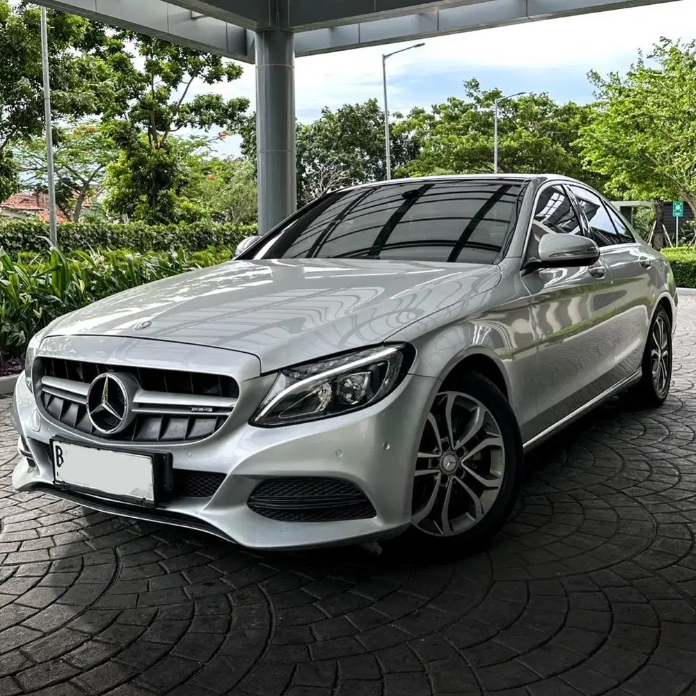 (CASH) Mercedes Benz C200 W205 Avantgarde 2014