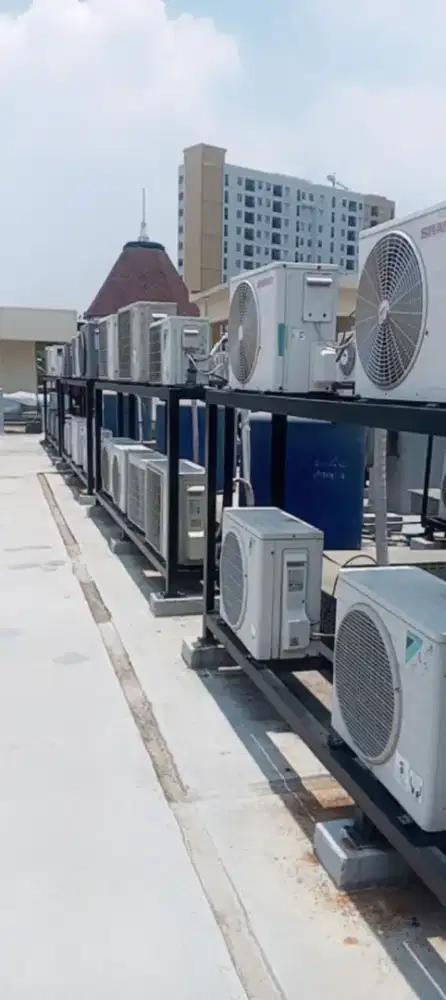 Service Ac,Mesin Cuci,Kulkas,Pompa Air dan Bongkar Pasang AC.