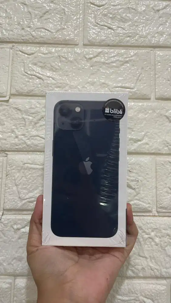 IPHONE 13 BRAND NEW