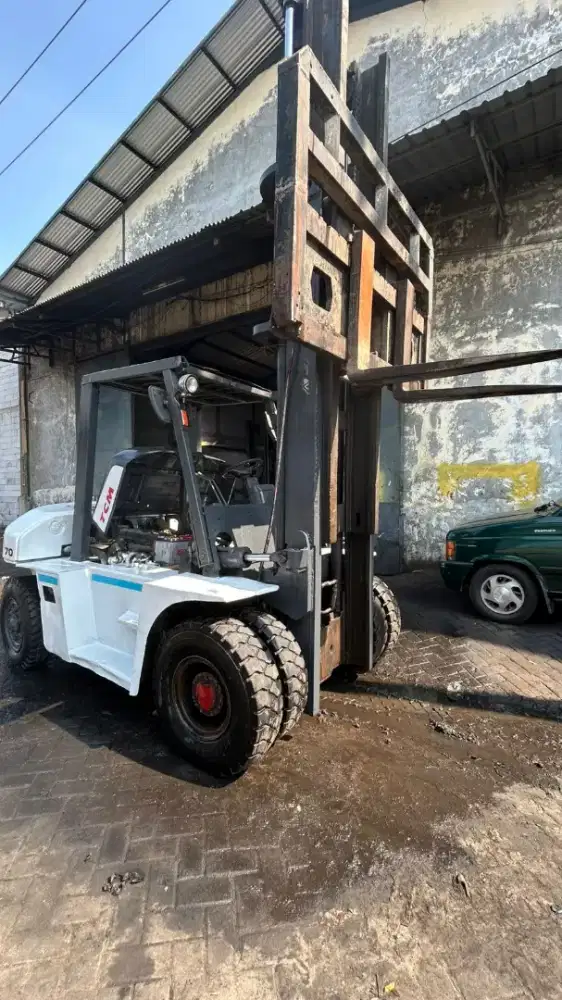forklift TCM 7 TON 2010