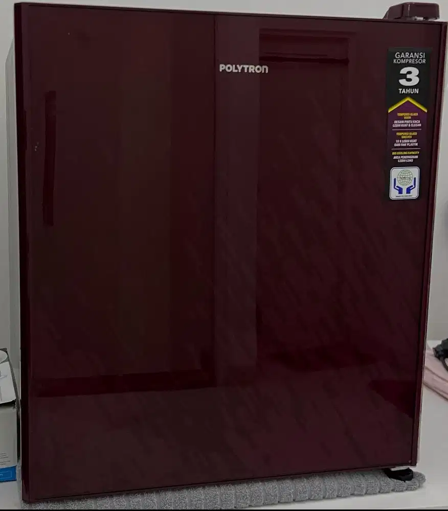 Kulkas Mini Polytron