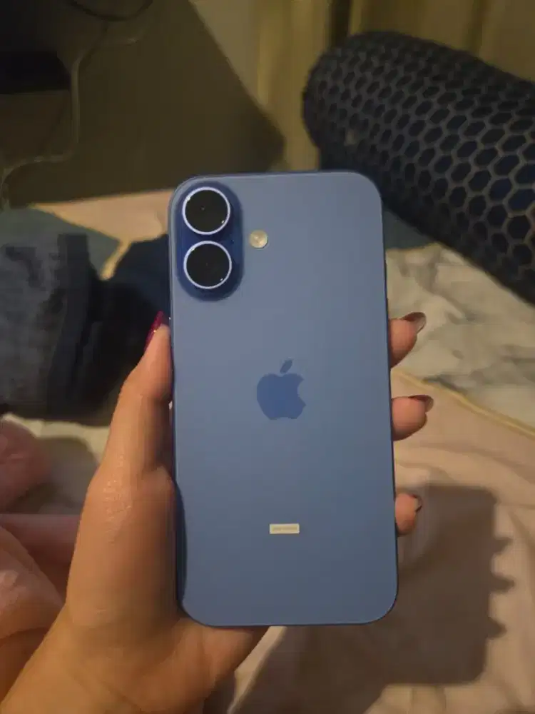 Iphone 16 128 blm ad 1 bulan, garansi resmi