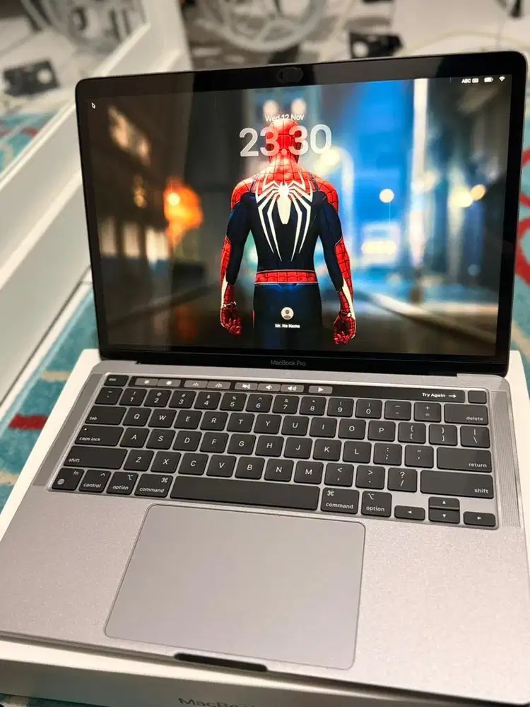 Macbook pro m1 2020 8GB/512GB CC:60/BH:100% Ex Inter