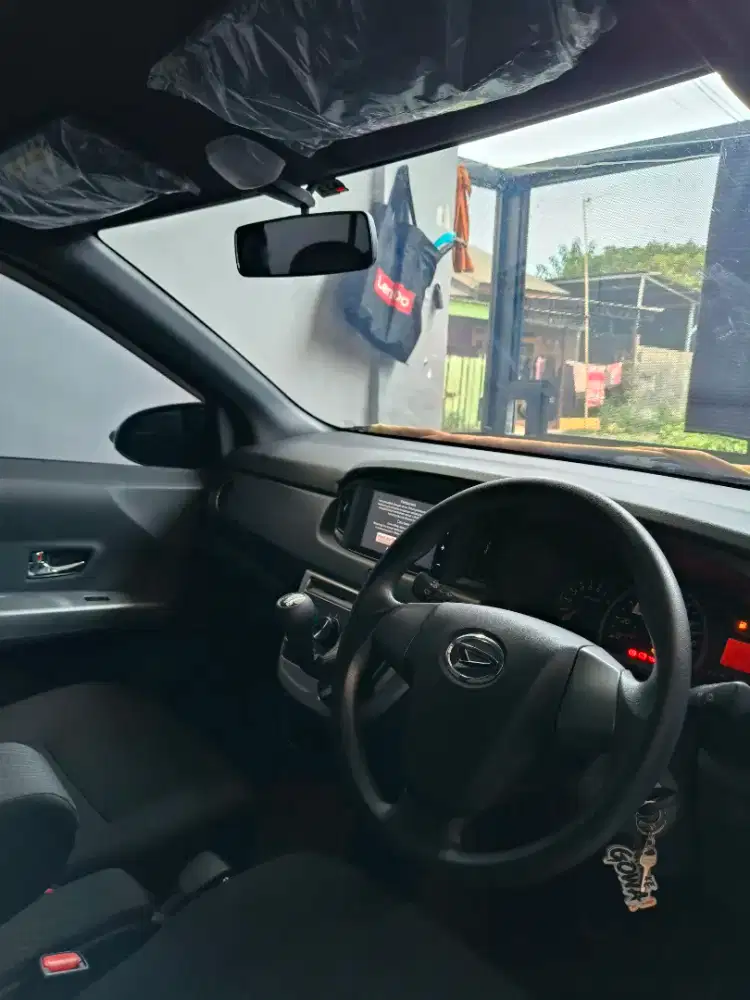 DAIHATSU SIGRA TIPE TERTINGGI (R) MANUAL 1,2 CC TAHUN 2025 WARNA ABU2