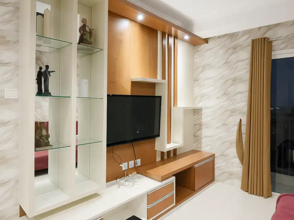 Disewakan Murah Apartemen Signature Park Grande 2BR Furnish Mewah dekat Stasiun Cawang