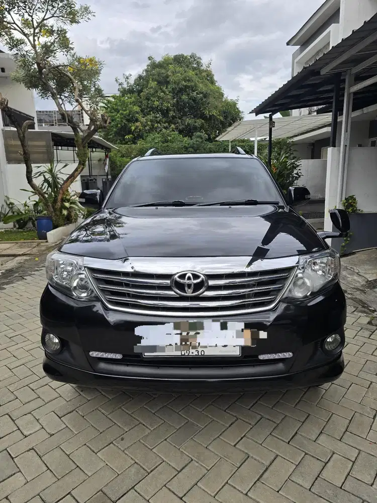 Toyota Fortuner 2012 Bensin