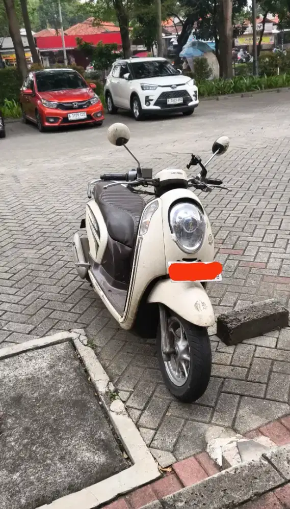 Scoopy fi 2014 good condition