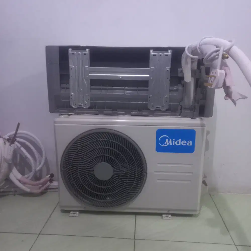 Ac masih baru, pemakaian baru 2 bulan