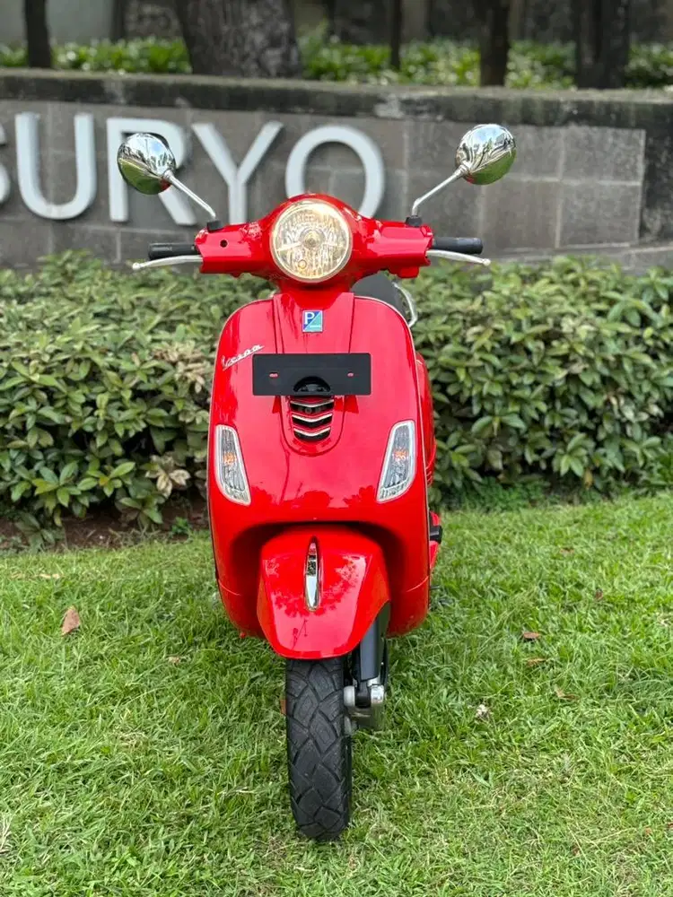 VESPA LX 2018 IGET LOW KM