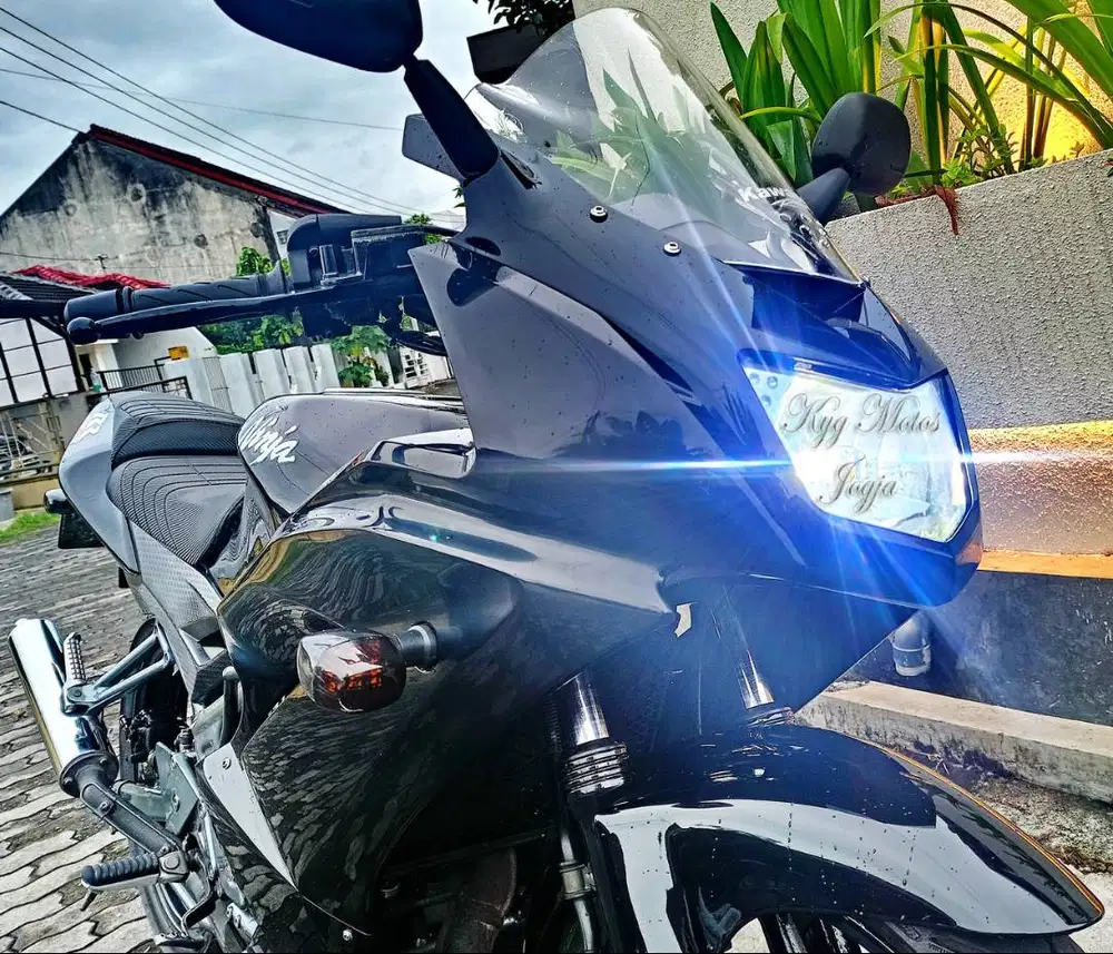 Kawasaki Ninja New 150 RR 150RR Hitam 2012 Plat AB Bantul