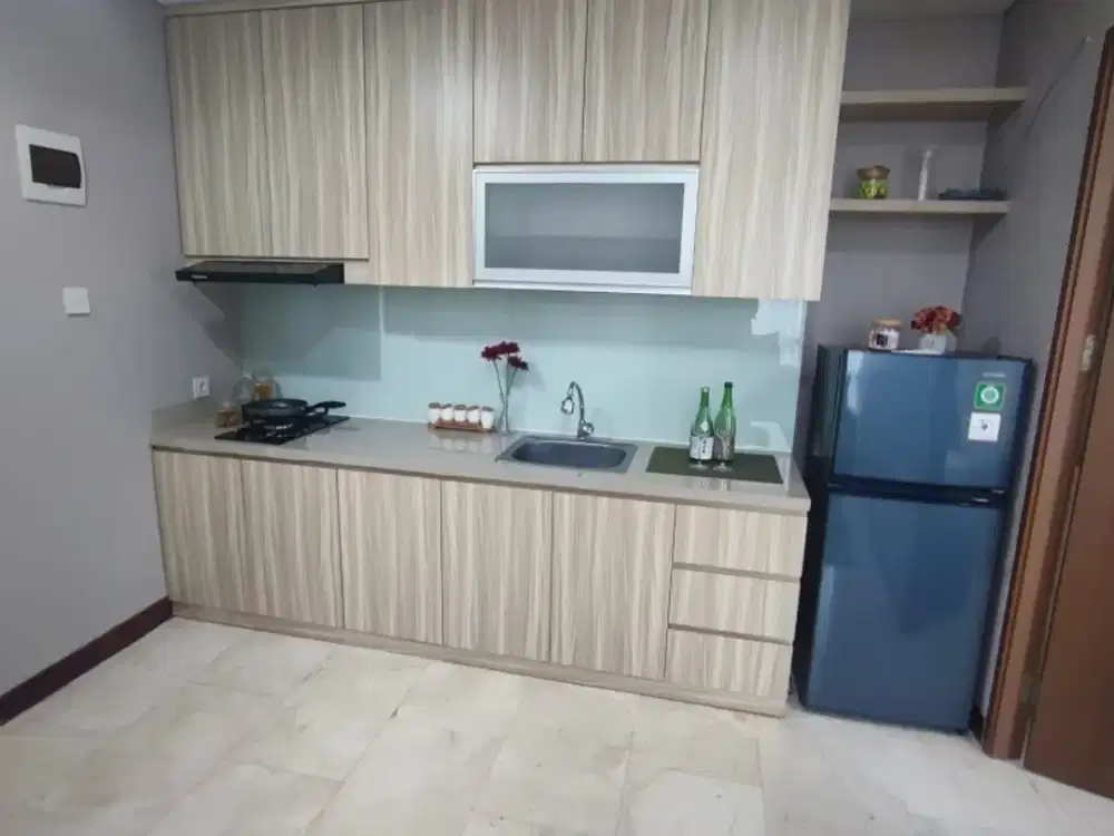 B Residence BSD Lantai Marmer, Full Furnish