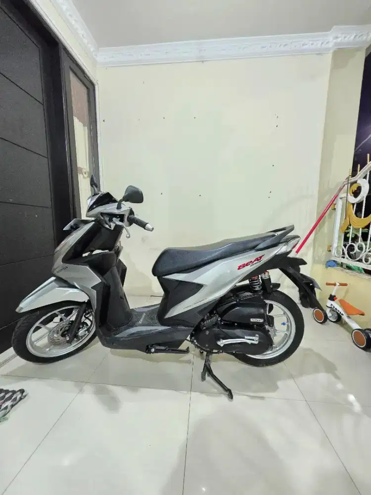 Beat deluxe 2022 silver km.30xx