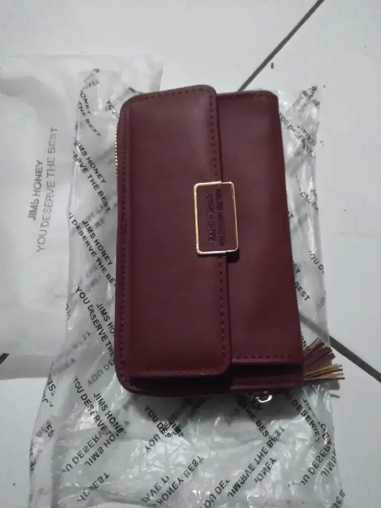 dompet/tas wanita masih baru
