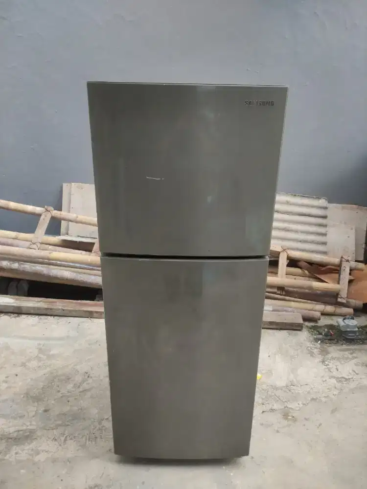 Kulkas 2 pintu merk samsung