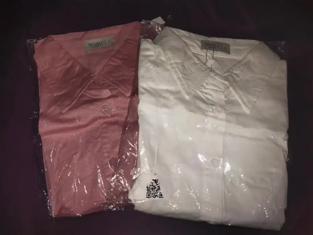 Kemeja lengan pendek Merk