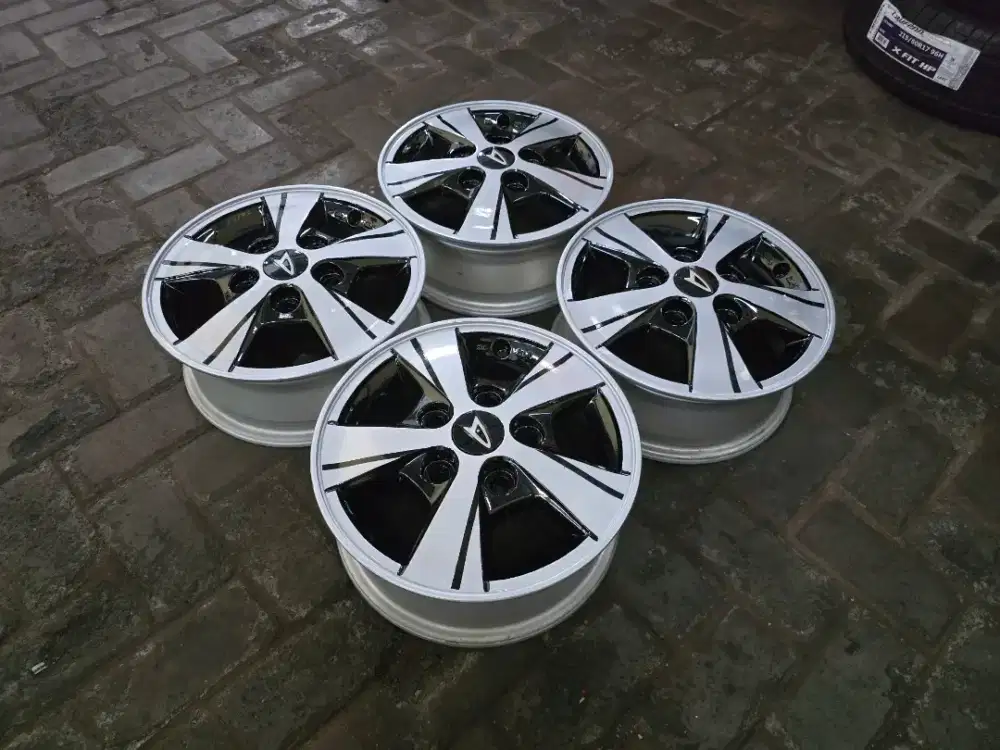 Velg Ori Daihatsu Granmax Grandmax R13 PCD 5X114 Masuk Carry DFSK