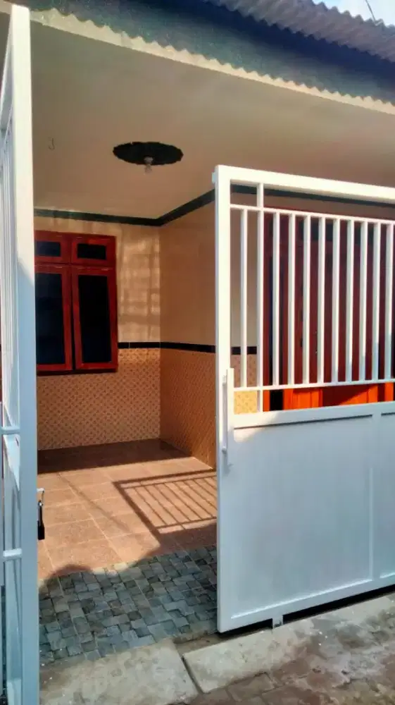 DISEWAKAN RUMAH SIAP HUNI