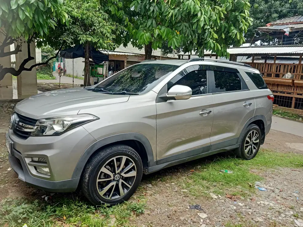 DFSK Glory 560 2019 Bensin