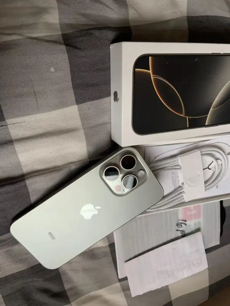 Iphone 16 pro 256 baru 2 minggu