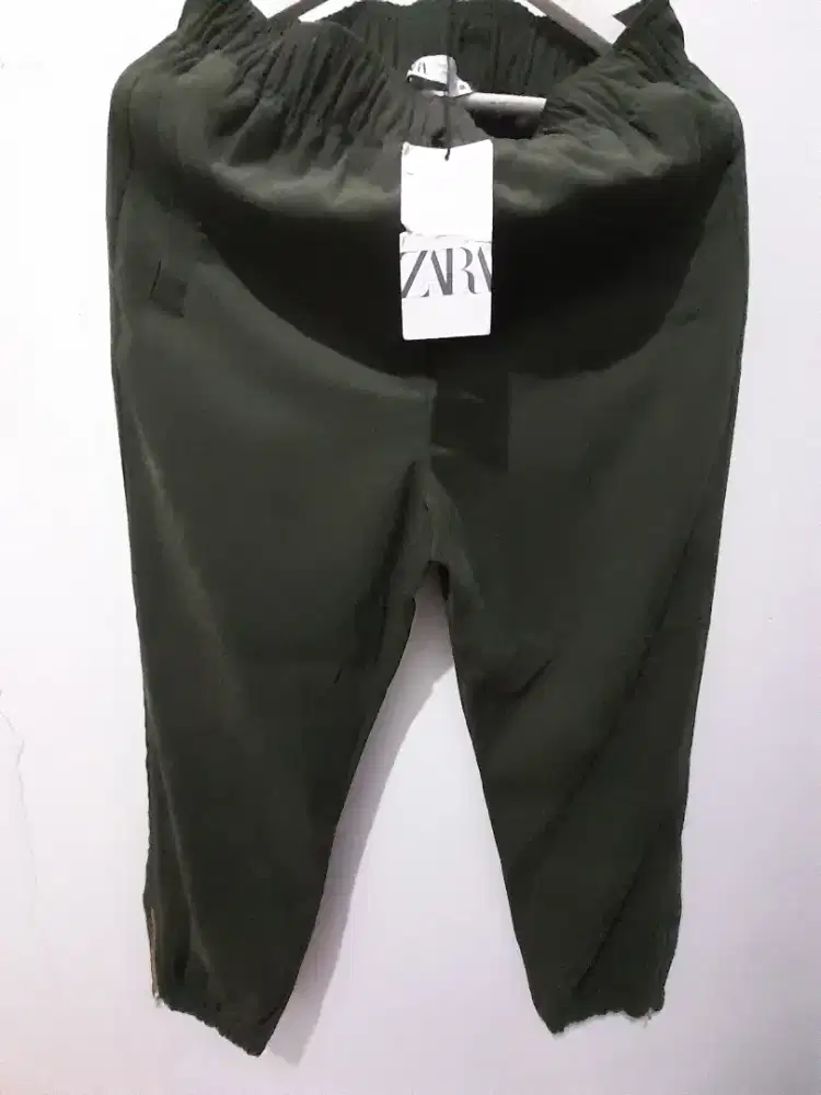 Zara size M army