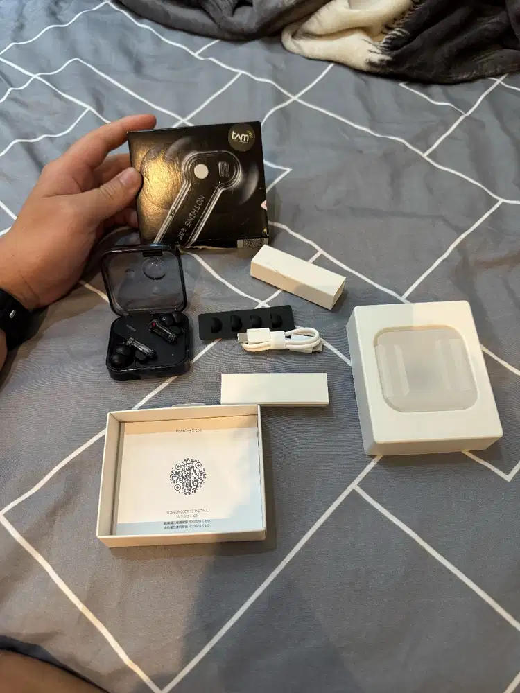 Nothing EAR B171 model 2024 ANC Black resmi TAM TWS HEADSET