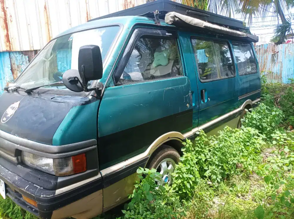 Mazda E200 surat komplit of 1x