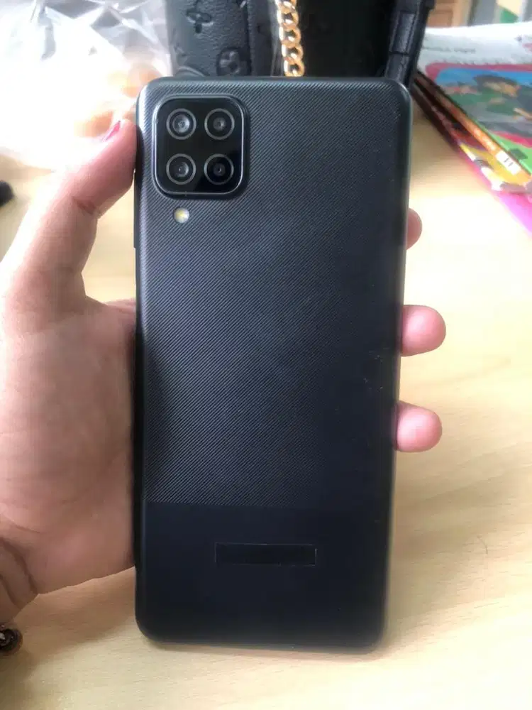 SAMSUNG GALAXY A12