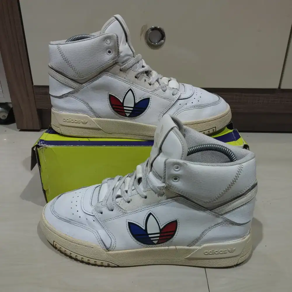 Sepatu Adidas drop step preloved size 42